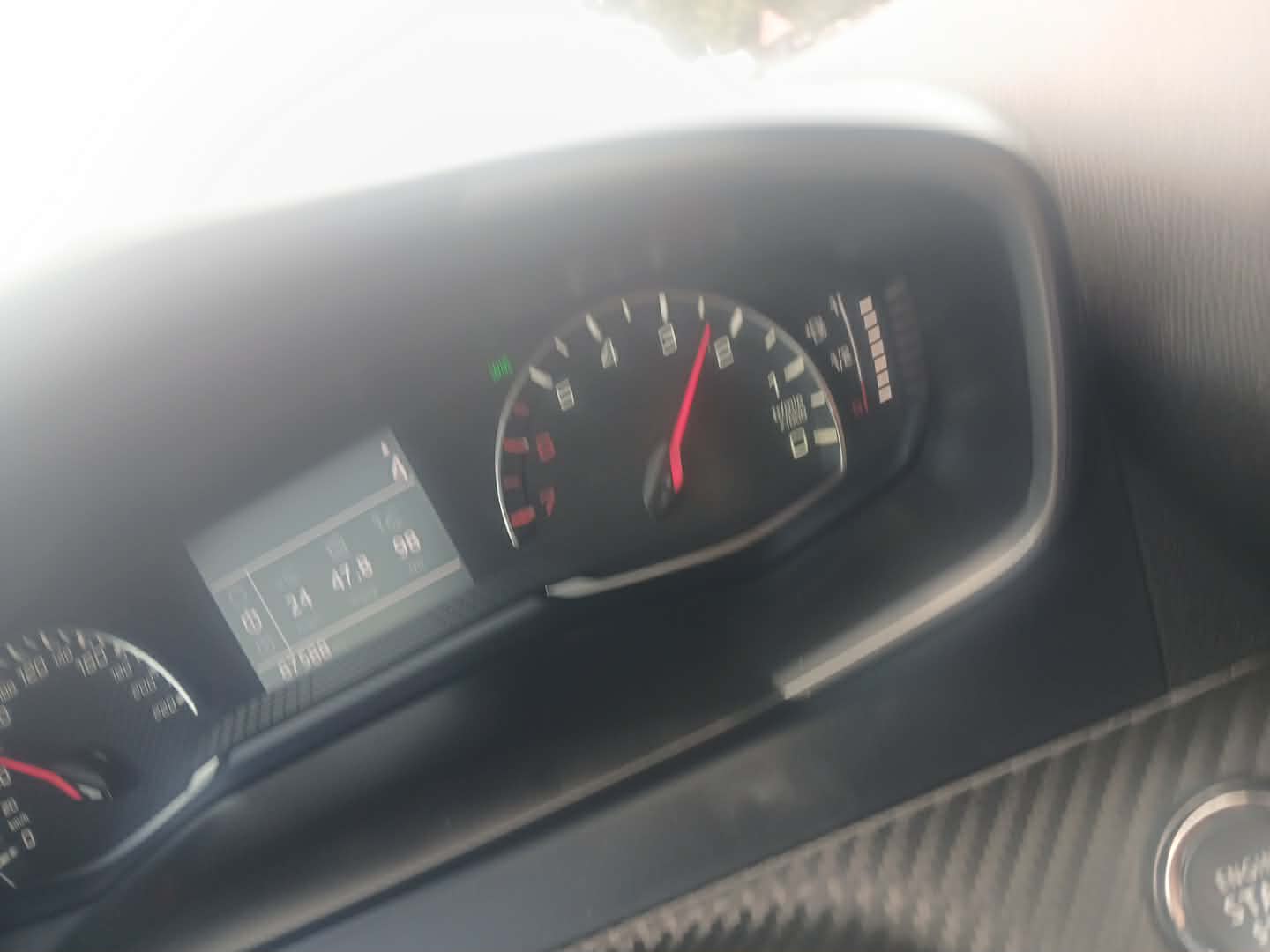 208 2022 - صورة إضافية